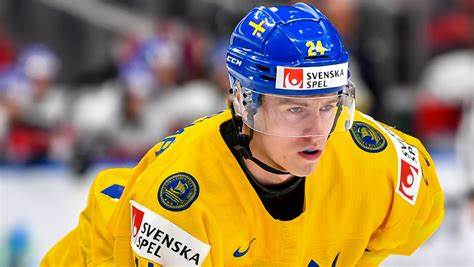 Sverige vidare till JVM-FINAL efter dubbla mål från&nbsp;skyttekungen!